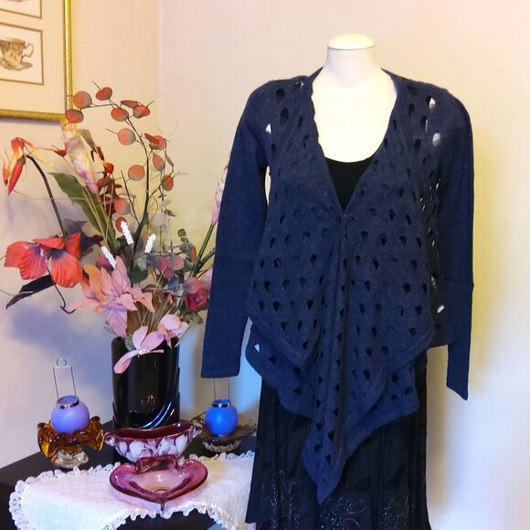 NWT mac & jac Women’s Blue Lightweight Long Sleeve Crochet Cardigan Sweater M - Picture 6 of 7